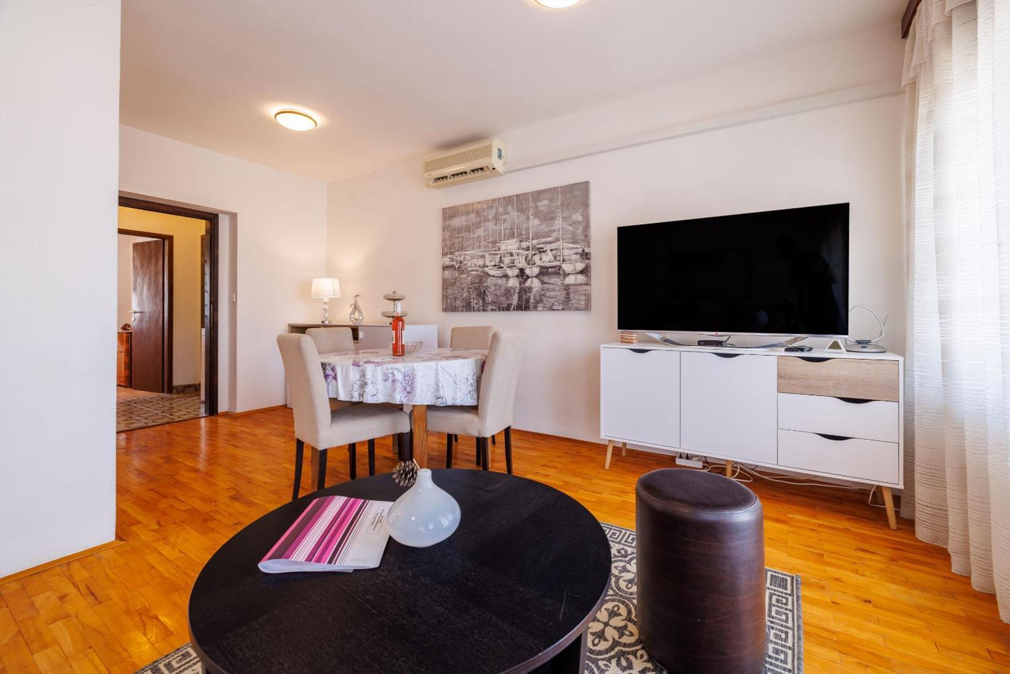 סלצה Apartments Zec מראה חיצוני תמונה